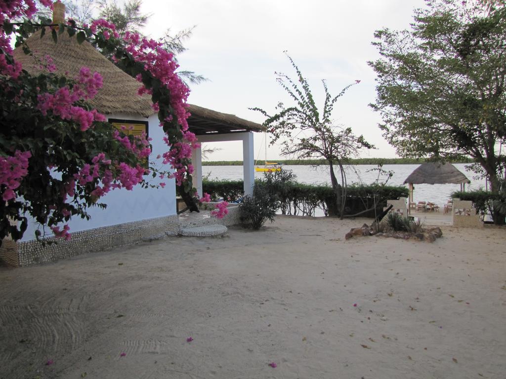 Bazouk Du Saloum Ecolodge Mar Lodj Rum bild